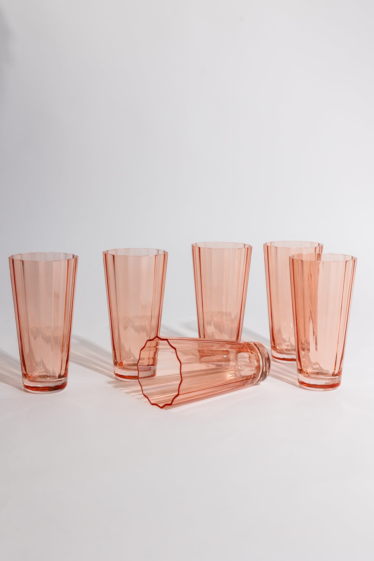 🍑 Celebrate 2024 with Pantone's Color of the Year - Our Coral Peach Pink!