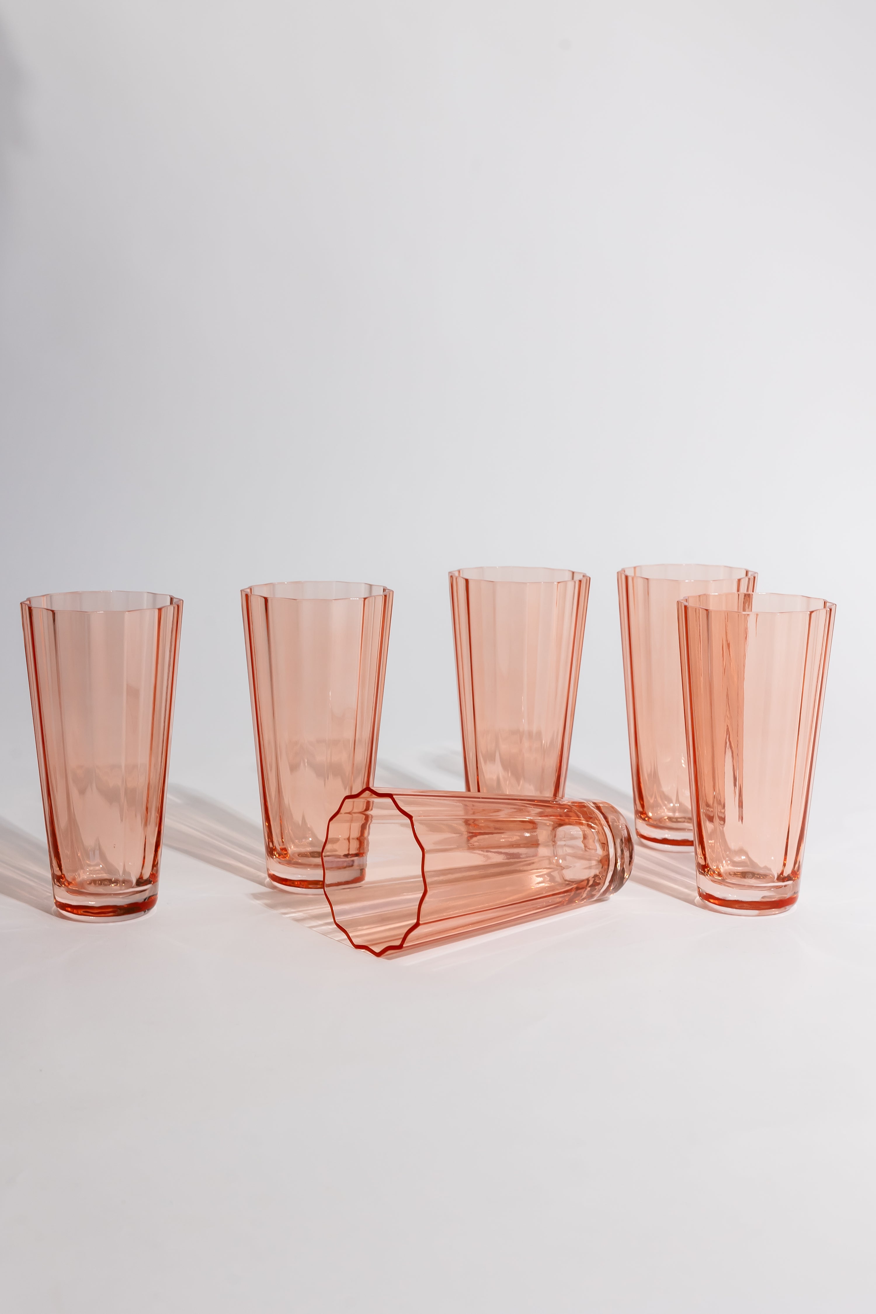 🍑 Celebrate 2024 with Pantone's Color of the Year - Our Coral Peach Pink!