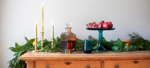 BRIDES Magazine: The 26 Best Cake Stands for All Your Reception Desserts