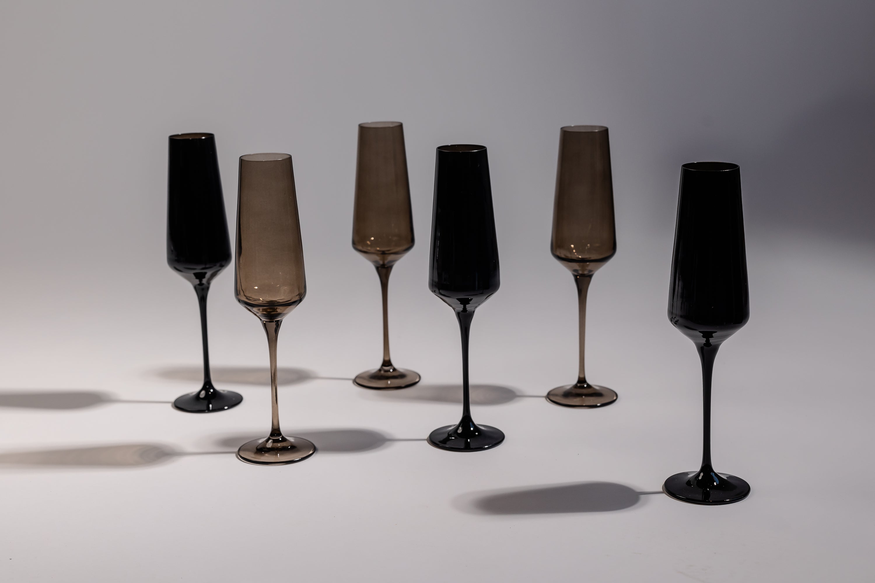 Ring in the New Year with Estelle's Champagne Flute Smoke Mixed Set 🌟
